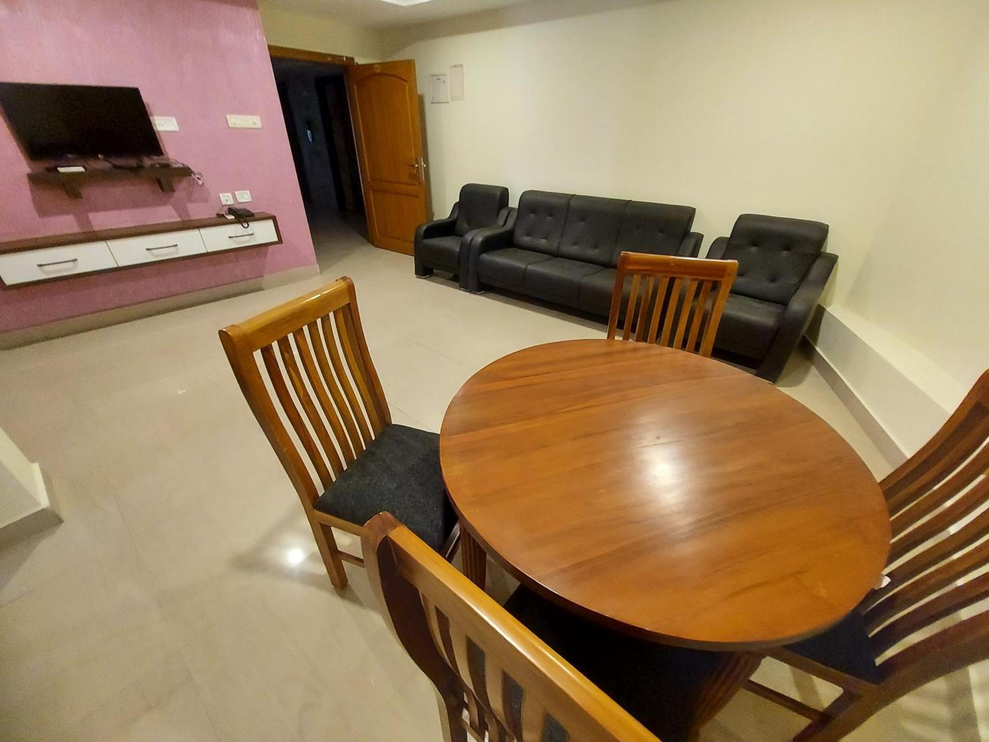 Hotel Sree Gokulam Apartments Guruvāyūr 외부 사진